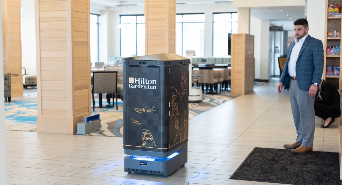 housekeeping robot independently navigates the hotel lobby