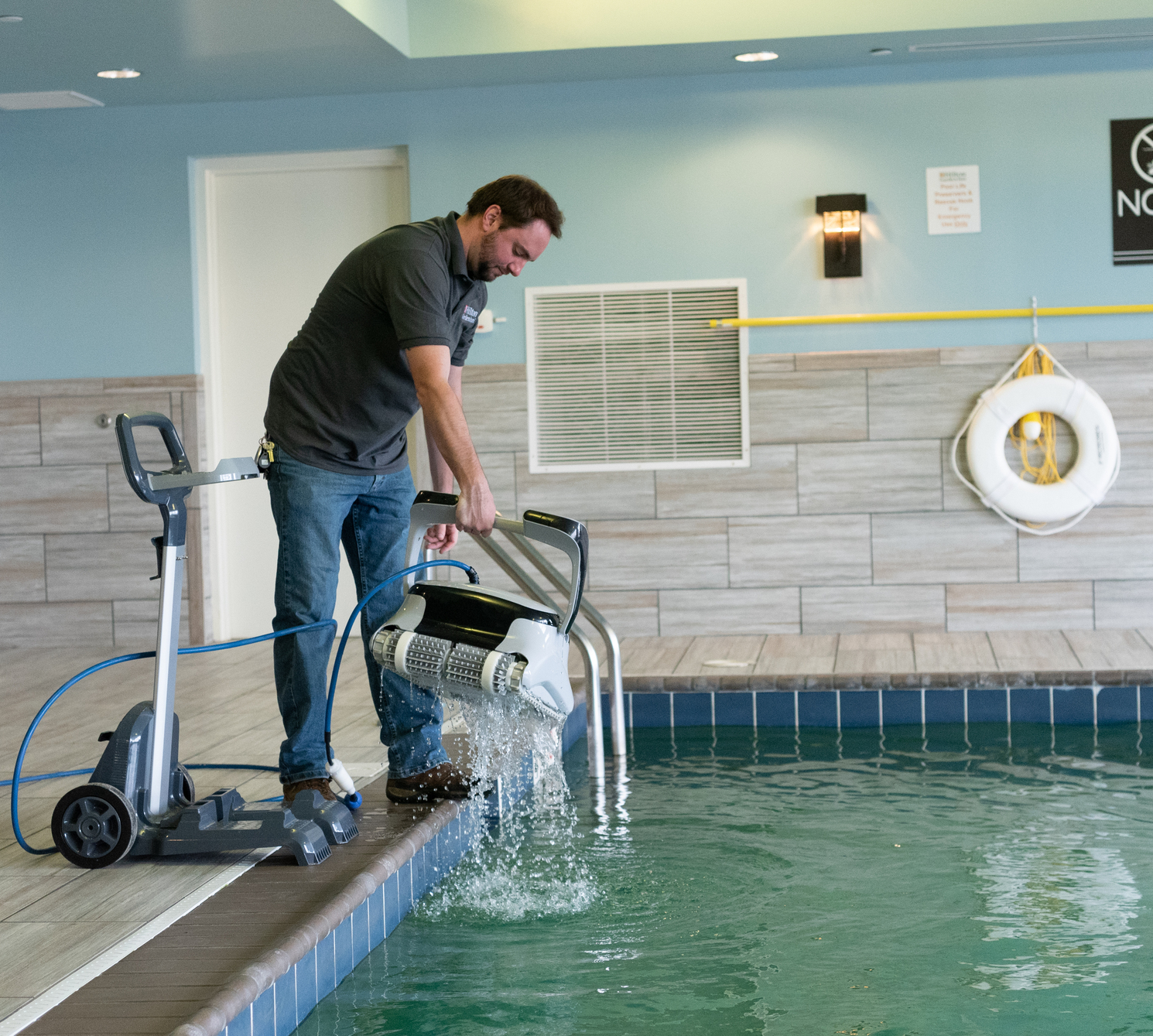 Pool Cleaning Robot